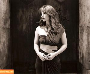 Vica Kerekes photo #0071