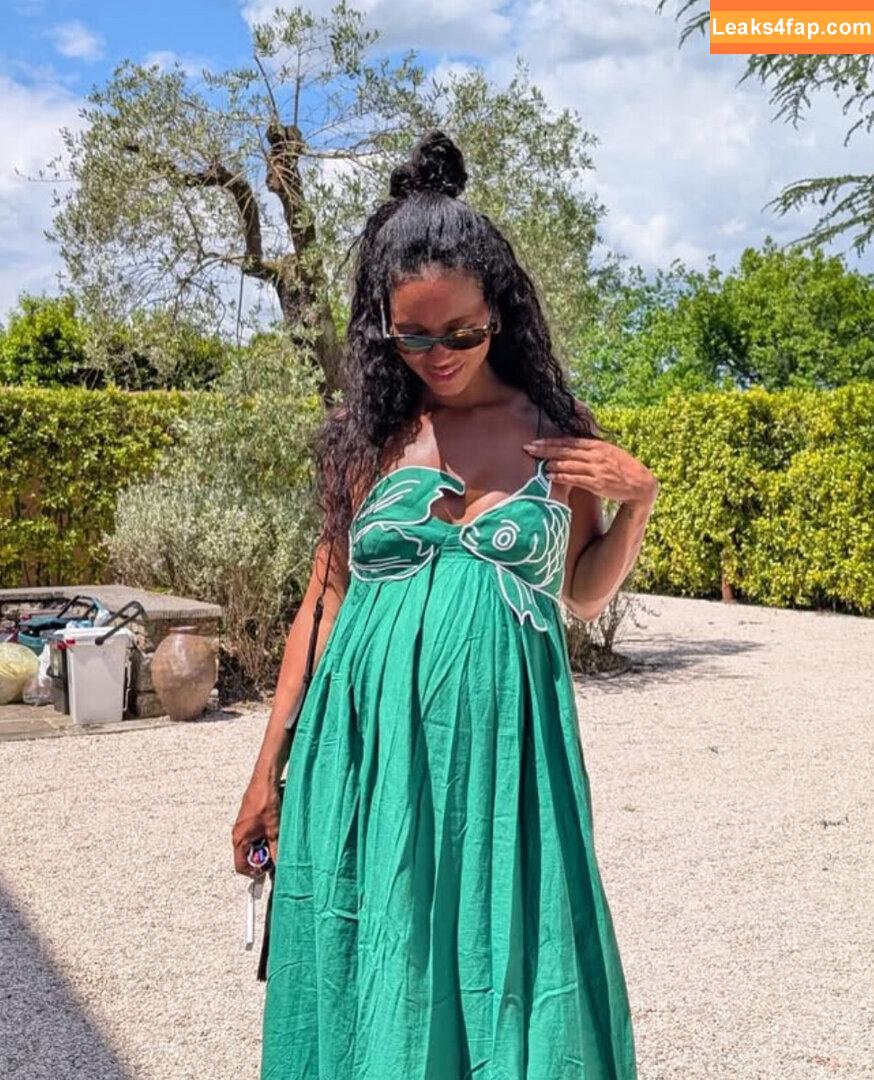 Vick Hope / vicknhope / vicsantos669 leaked photo photo #0255