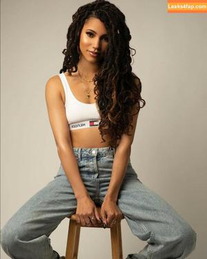 Vick Hope фото #0007