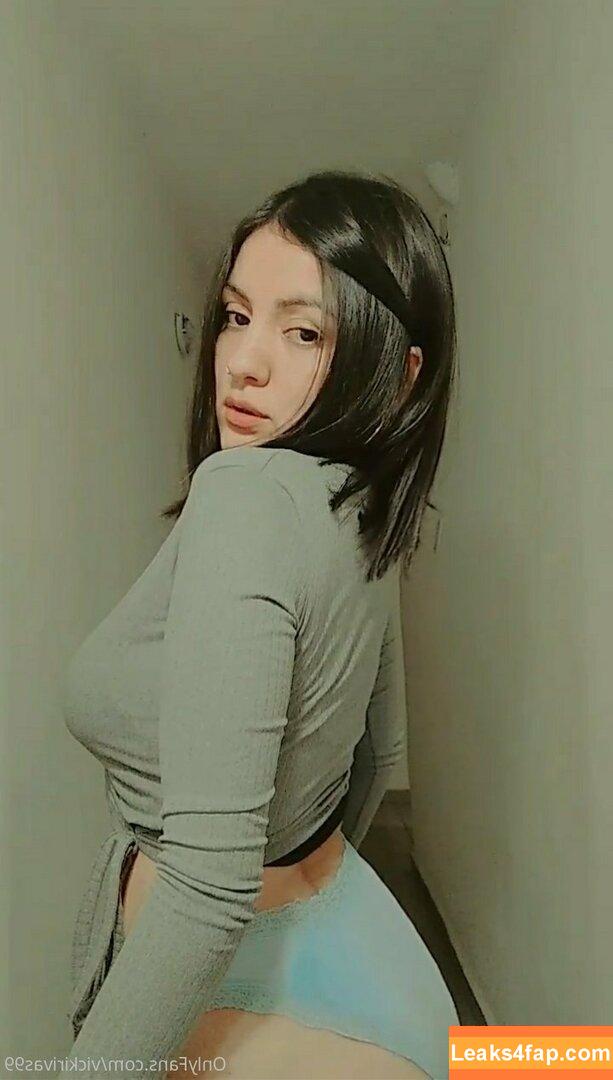 vickirivas99 / vicki99__ leaked photo photo #0008