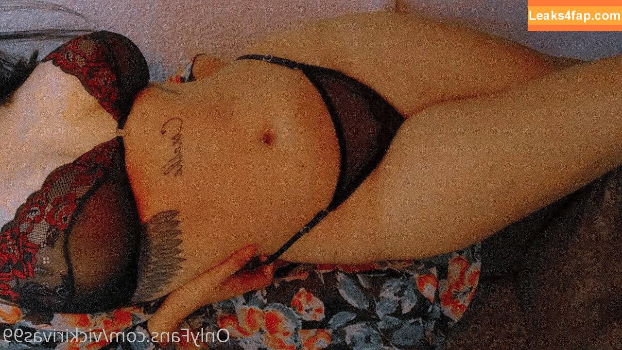 vickirivas99 / vicki99__ leaked photo photo #0011
