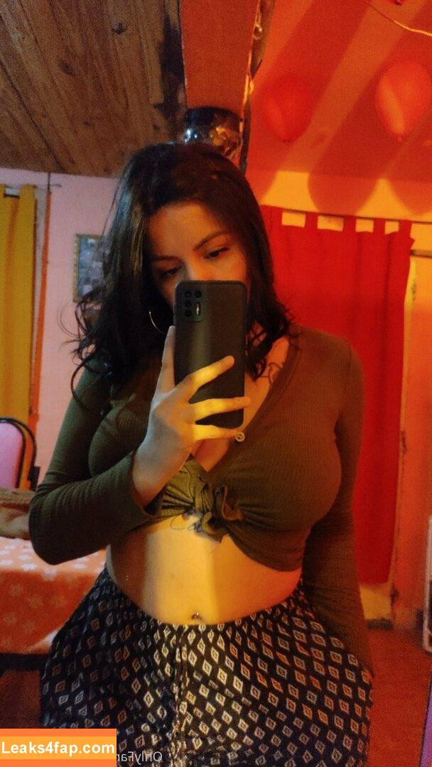 vickirivas99 / vicki99__ leaked photo photo #0024