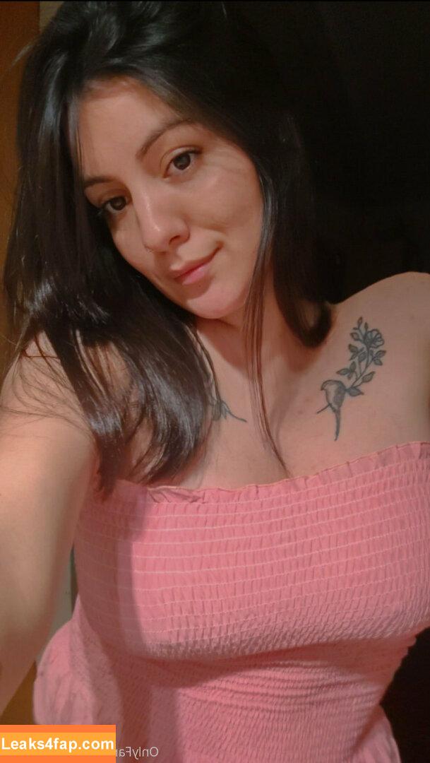 vickirivas99 / vicki99__ leaked photo photo #0036