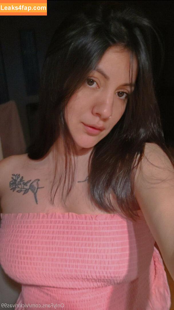 vickirivas99 / vicki99__ leaked photo photo #0040
