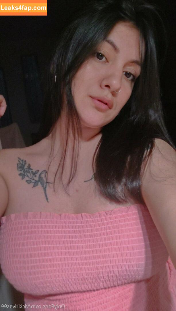 vickirivas99 / vicki99__ leaked photo photo #0041