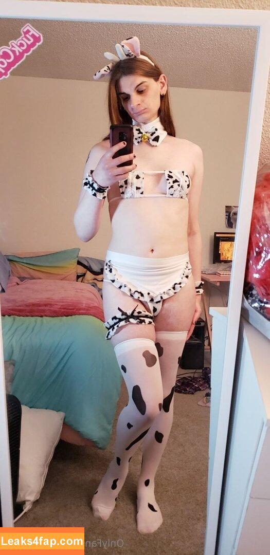 vicky_tart /  leaked photo photo #0013