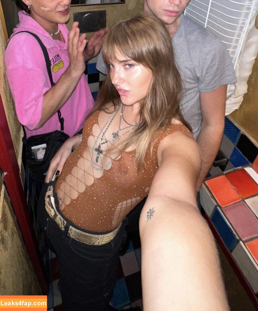 Victoria De Angeli /  leaked photo photo #0021