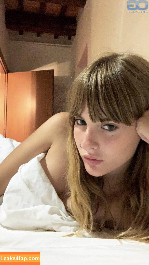 Victoria De Angeli /  leaked photo photo #0025