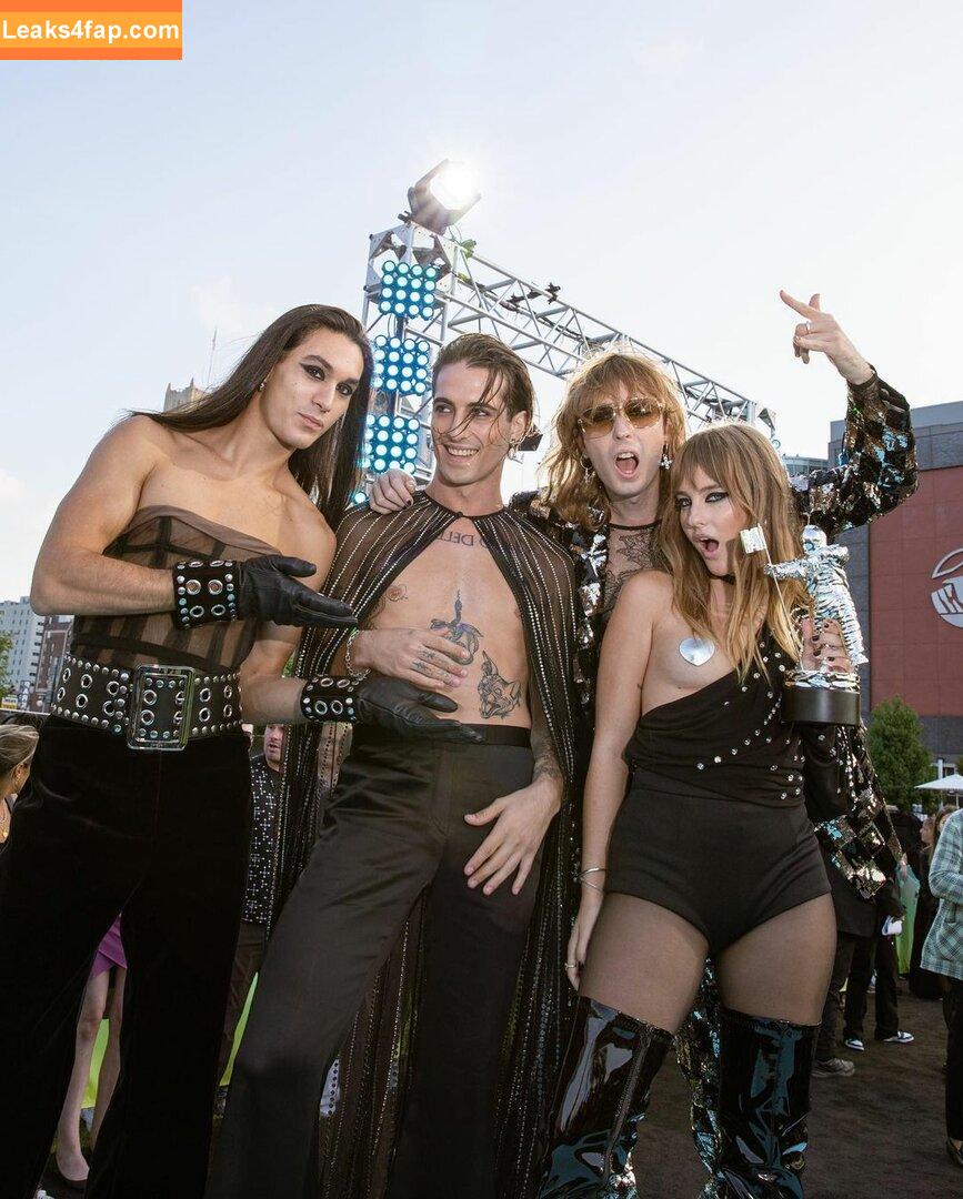 Victoria De Angelis / Maneskin bassist / Victoria leaked photo photo #0063