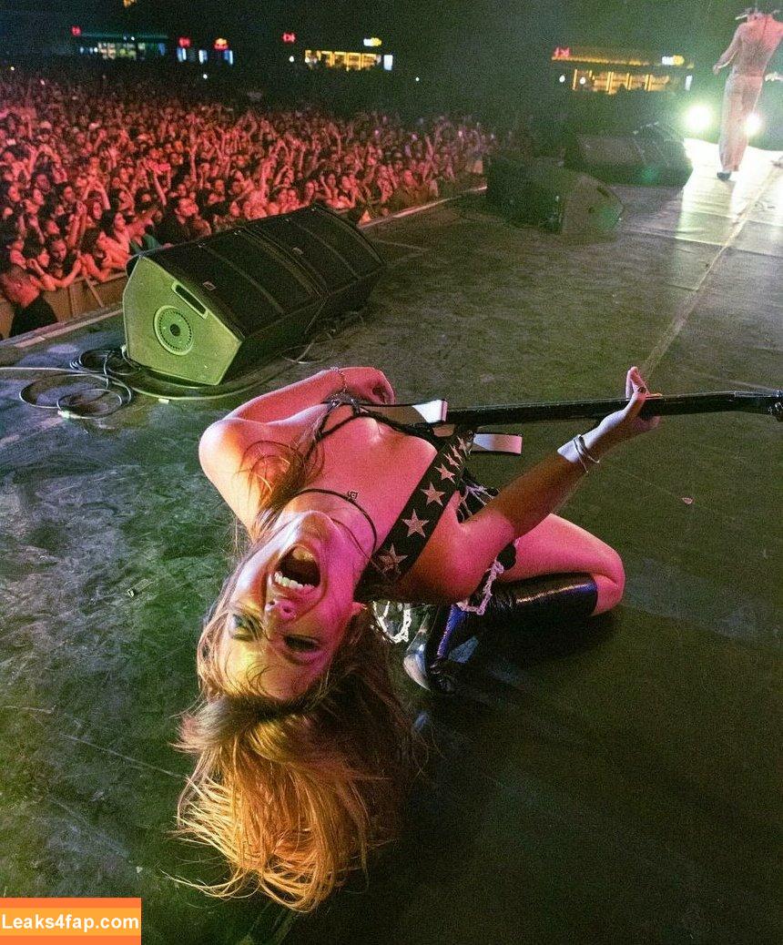 Victoria De Angelis / Maneskin bassist / Victoria leaked photo photo #0096