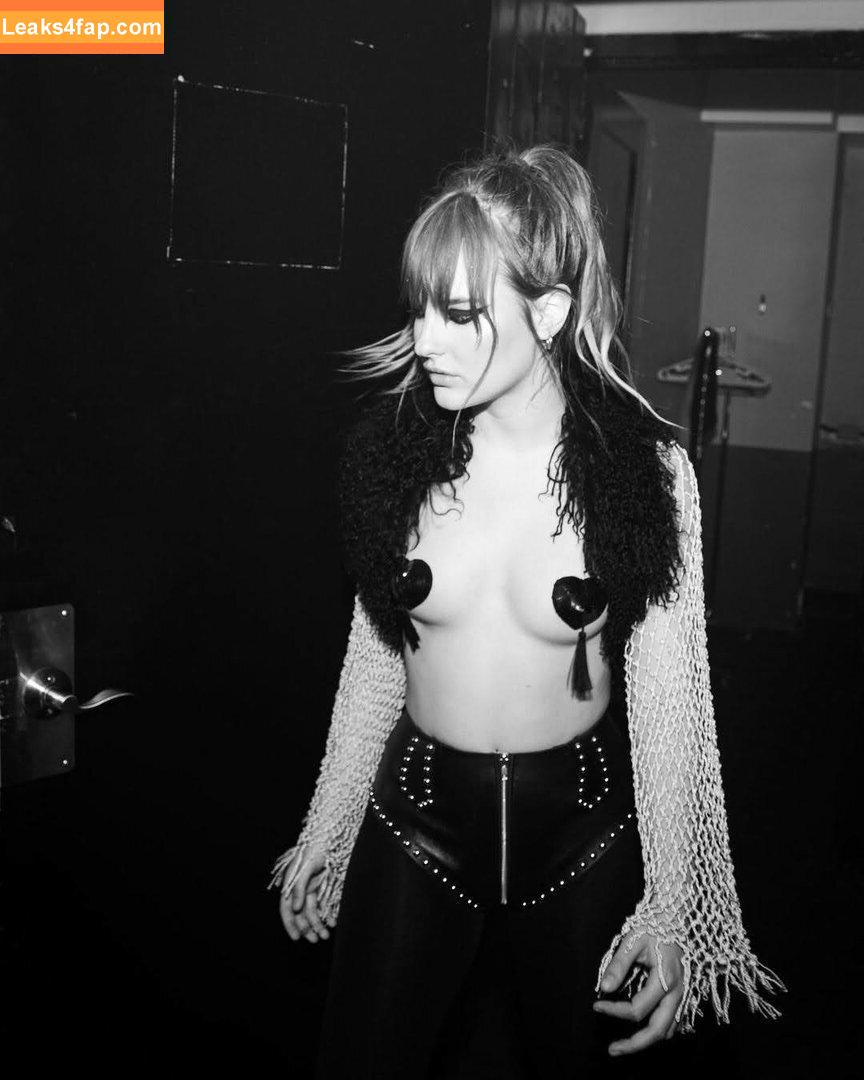 Victoria De Angelis / Maneskin bassist / vicdeangelis leaked photo photo #0108