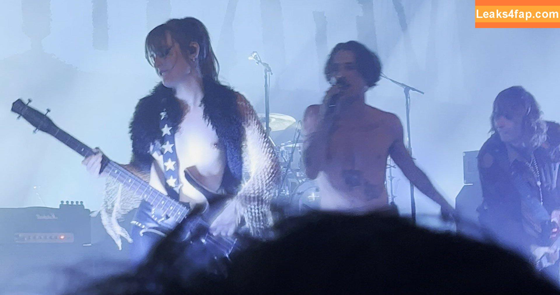 Victoria De Angelis / Maneskin bassist / vicdeangelis leaked photo photo #0127