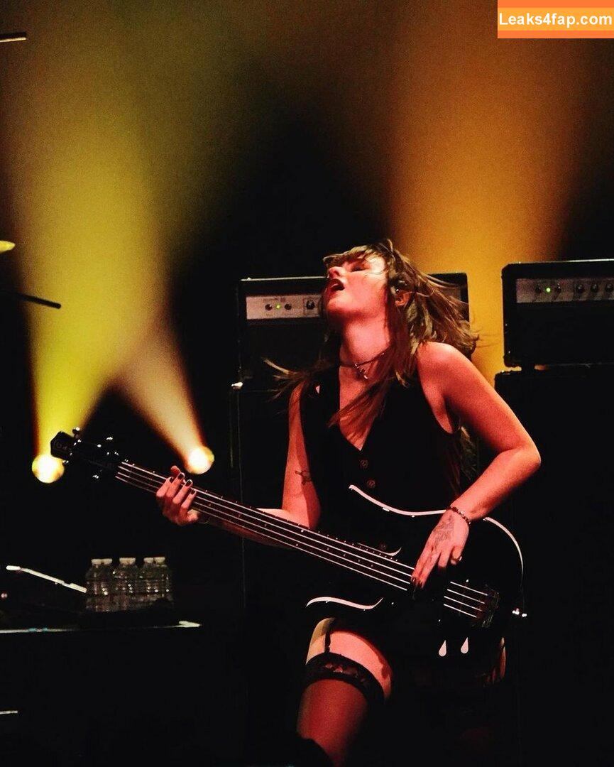 Victoria De Angelis / Maneskin bassist / vicdeangelis слитое фото фото #0220