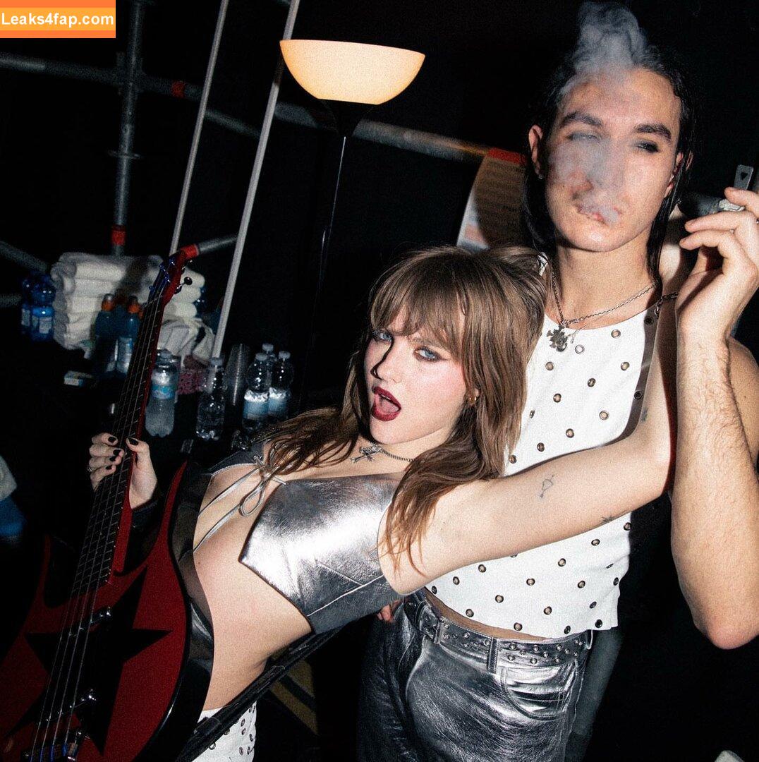 Victoria De Angelis / Maneskin bassist / vicdeangelis leaked photo photo #0247