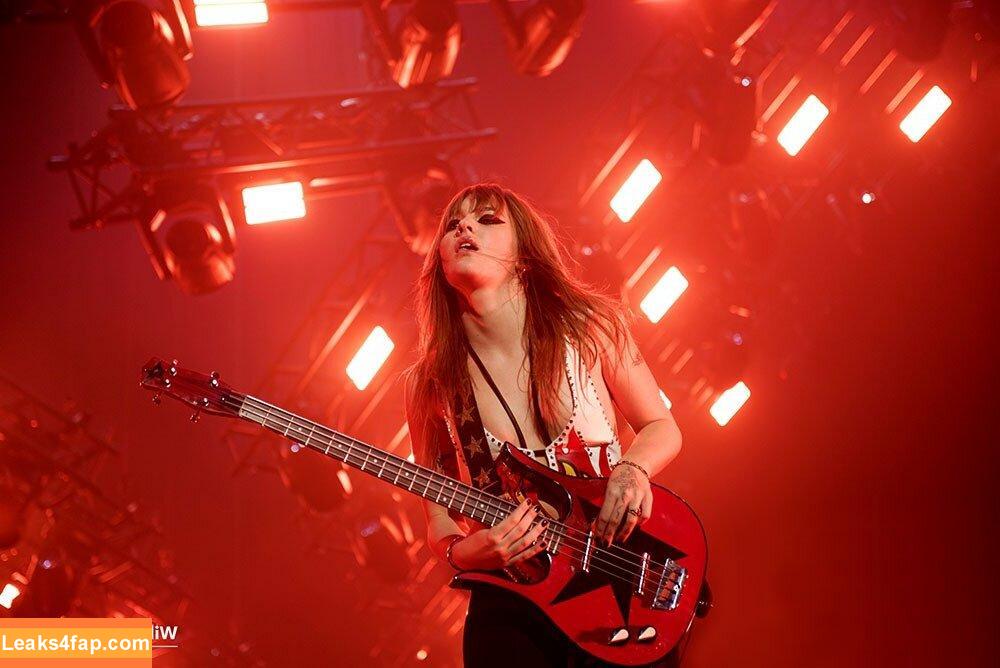 Victoria De Angelis / Maneskin bassist / vicdeangelis слитое фото фото #0279