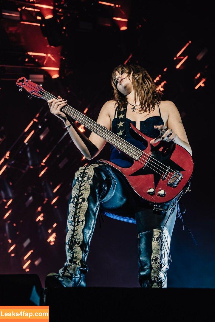 Victoria De Angelis / Maneskin bassist / vicdeangelis слитое фото фото #0300