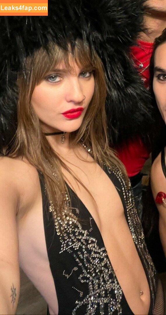 Victoria De Angelis / Maneskin bassist / vicdeangelis слитое фото фото #0319