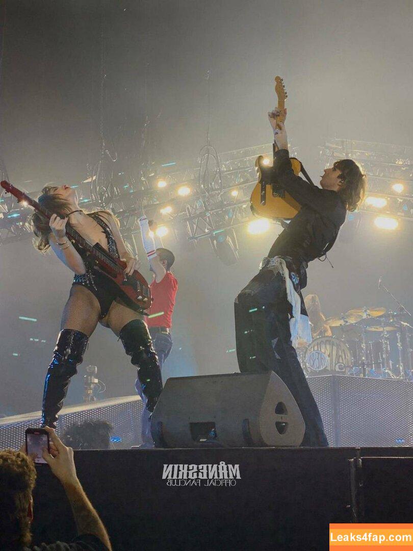 Victoria De Angelis / Maneskin bassist / vicdeangelis leaked photo photo #0321