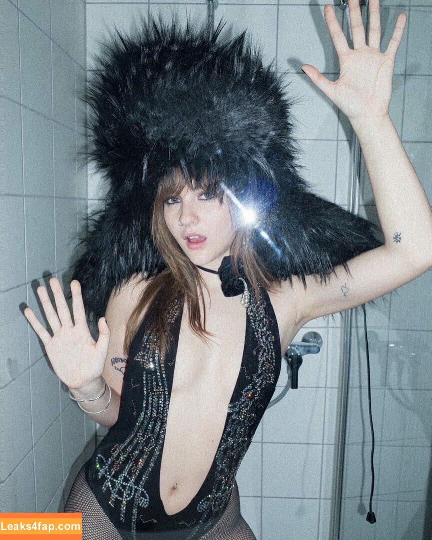 Victoria De Angelis / Maneskin bassist / vicdeangelis слитое фото фото #0333