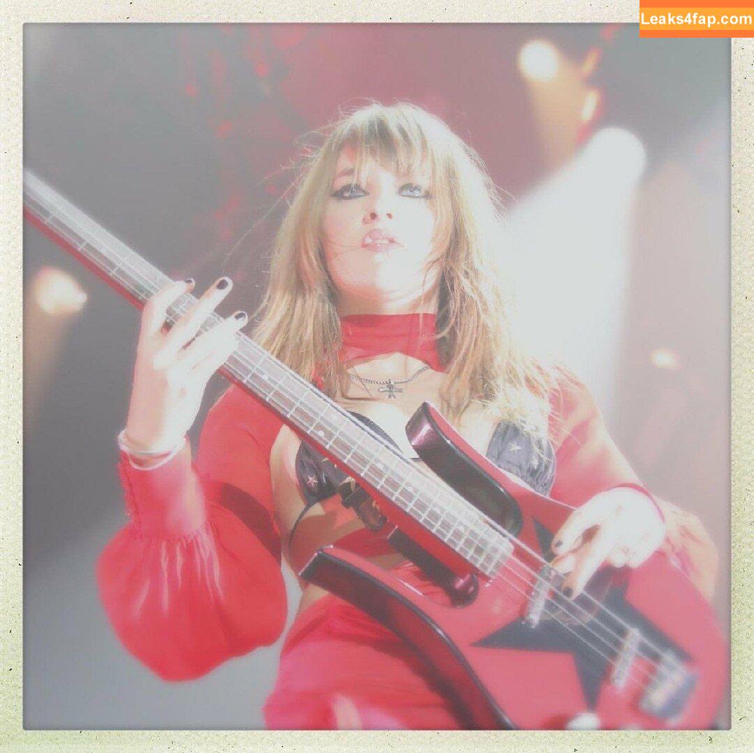 Victoria De Angelis / Maneskin bassist / vicdeangelis слитое фото фото #0344
