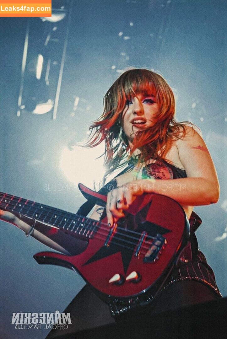 Victoria De Angelis / Maneskin bassist / vicdeangelis слитое фото фото #0364