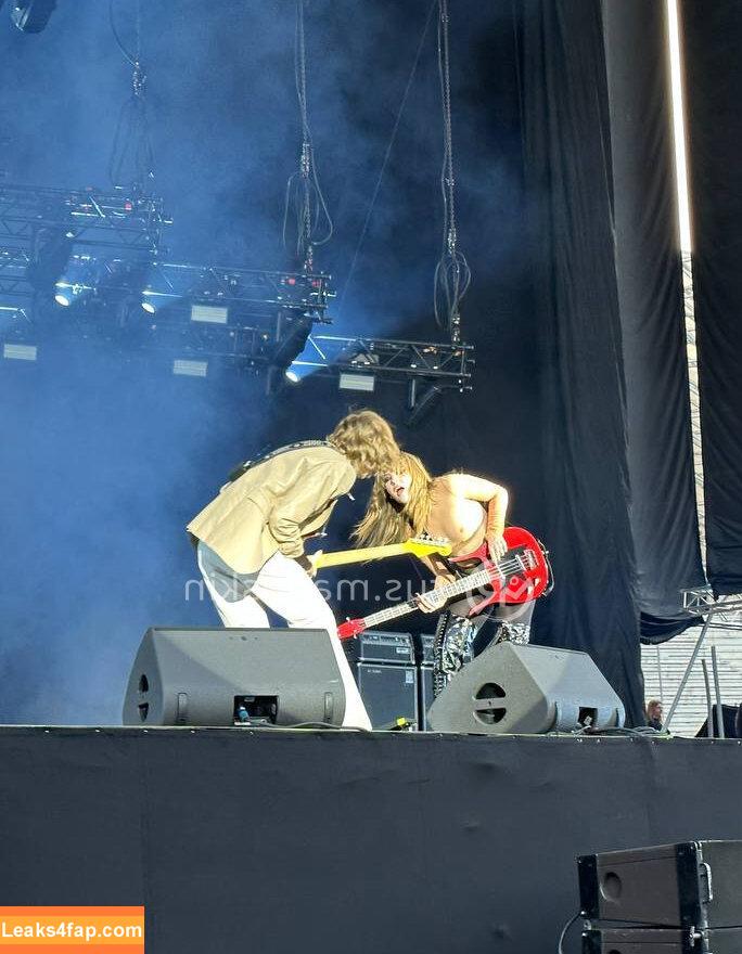 Victoria De Angelis / Maneskin bassist / vicdeangelis leaked photo photo #0401