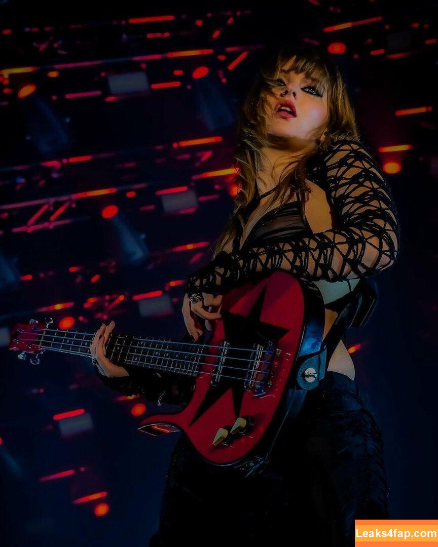 Victoria De Angelis / Maneskin bassist / vicdeangelis leaked photo photo #0403