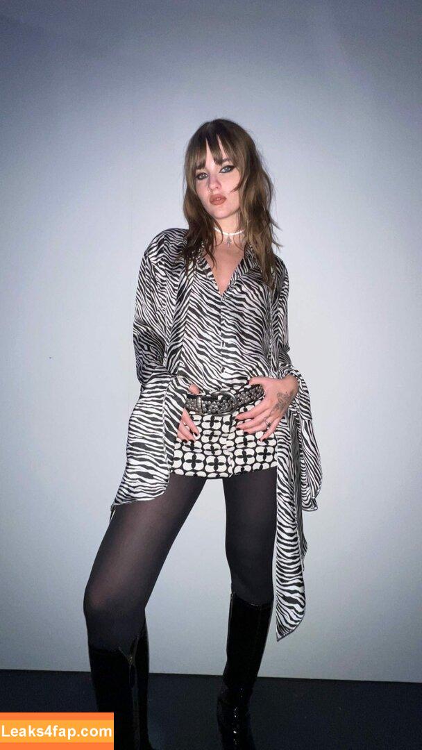 Victoria De Angelis / Maneskin bassist / vicdeangelis слитое фото фото #0420