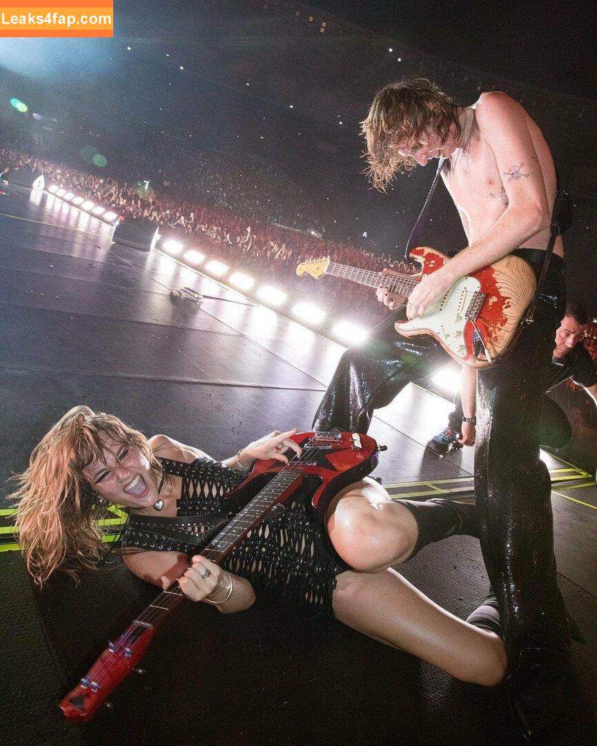 Victoria De Angelis / Maneskin bassist / vicdeangelis слитое фото фото #0433