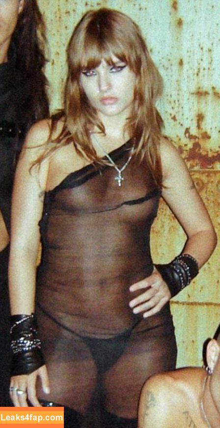 Victoria De Angelis / Maneskin bassist / vicdeangelis слитое фото фото #0489