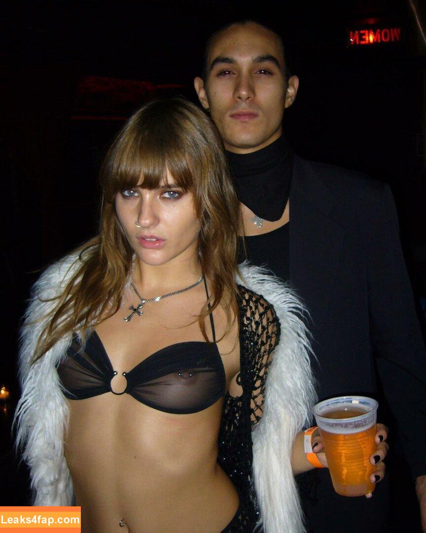 Victoria De Angelis / Maneskin bassist / vicdeangelis слитое фото фото #0501