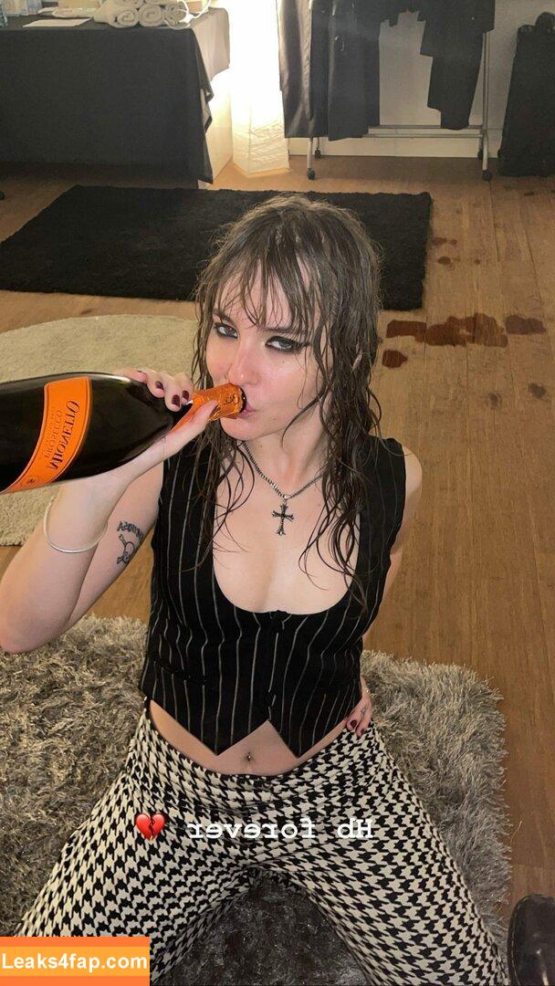 Victoria De Angelis / Maneskin bassist / vicdeangelis слитое фото фото #0562