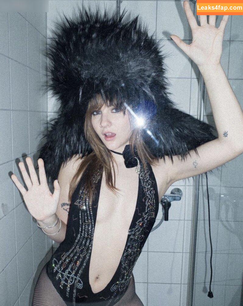 Victoria De Angelis / Maneskin bassist / vicdeangelis слитое фото фото #0790