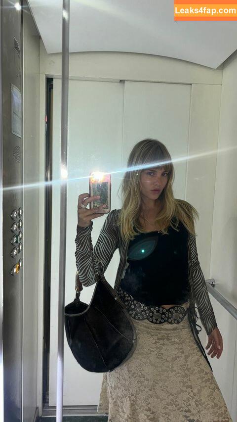 Victoria De Angelis / Maneskin bassist / vicdeangelis leaked photo photo #0933