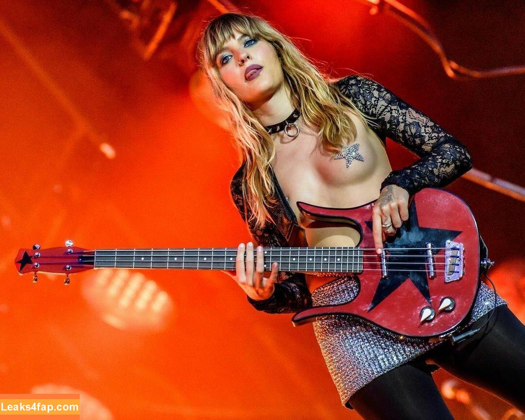 Victoria De Angelis / Maneskin bassist / vicdeangelis слитое фото фото #0949