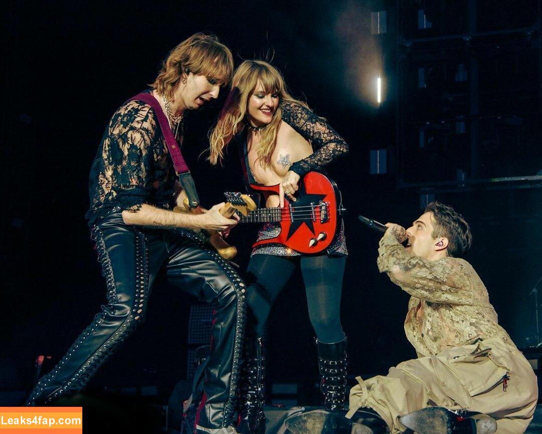 Victoria De Angelis / Maneskin bassist / vicdeangelis слитое фото фото #0955