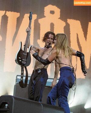 Victoria De Angelis photo #0018