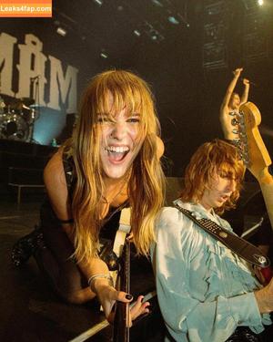 Victoria De Angelis photo #0067