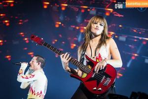 Victoria De Angelis фото #0266