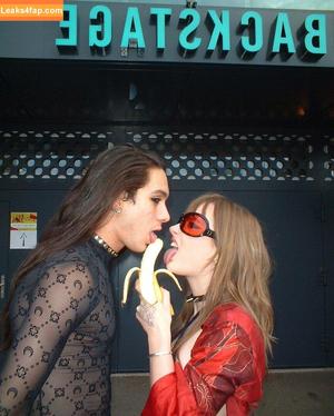 Victoria De Angelis фото #0560