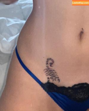 Victoria De Angelis фото #0813