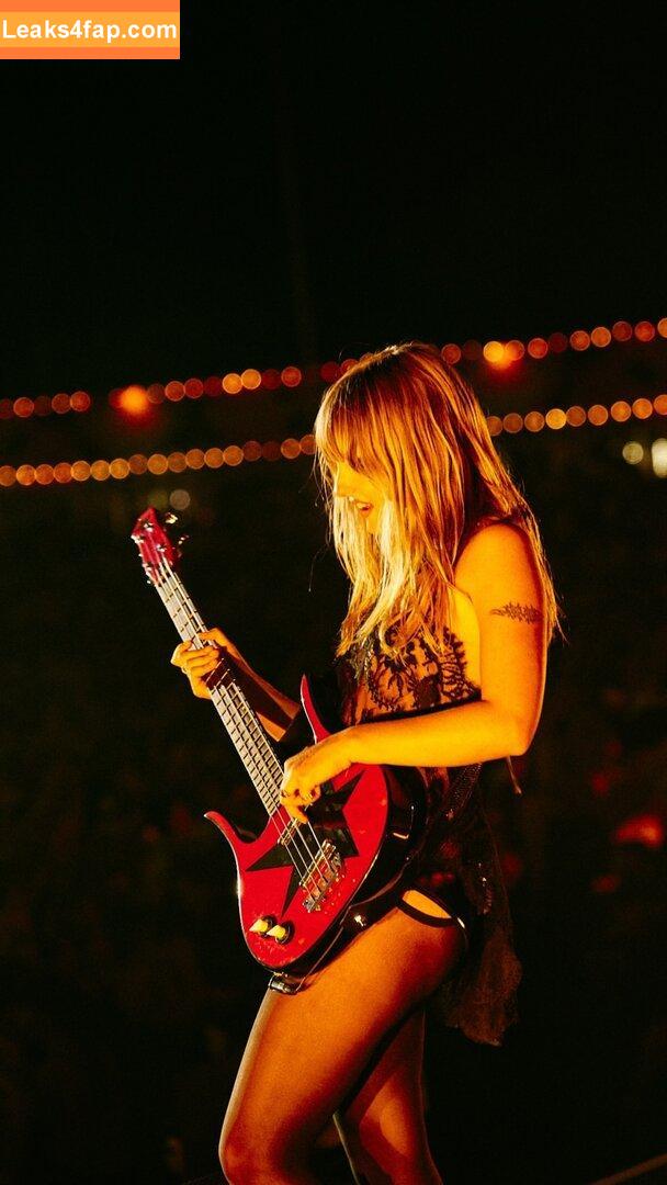 Victoria De Angelis / Maneskin bassist / vicdeangelis слитое фото фото #1005