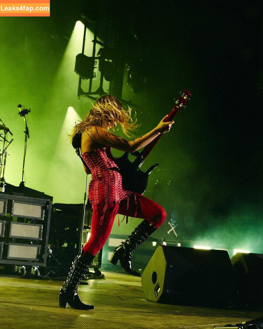 Victoria De Angelis / Maneskin bassist / vicdeangelis слитое фото фото #1034