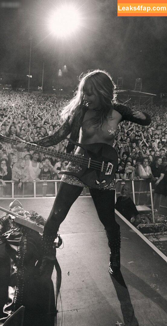 Victoria De Angelis / Maneskin bassist / vicdeangelis слитое фото фото #1045