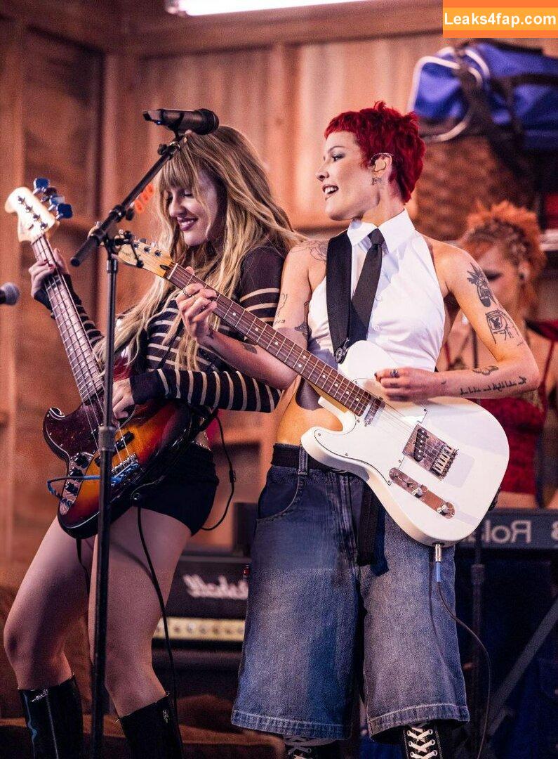 Victoria De Angelis / Maneskin bassist / vicdeangelis слитое фото фото #1144