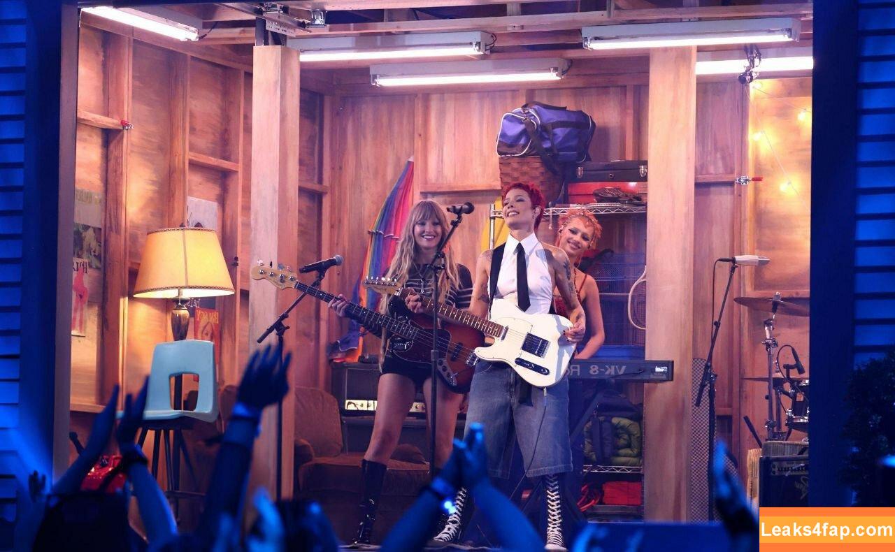 Victoria De Angelis / Maneskin bassist / vicdeangelis слитое фото фото #1149