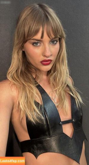 Victoria De Angelis фото #1043