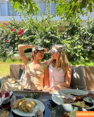 Victoria De Angelis фото #1072