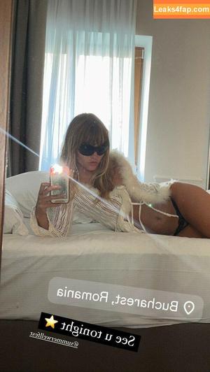 Victoria De Angelis фото #1075