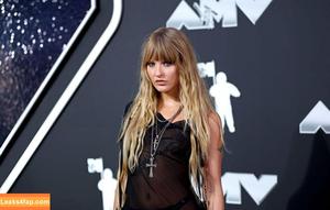 Victoria De Angelis фото #1143